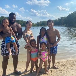 Meet your Posher, Monica